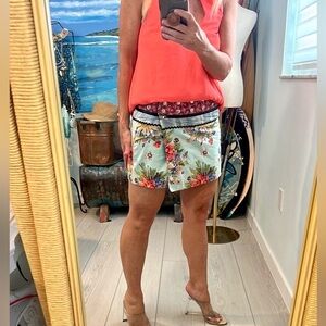 ZAND Amsterdam Wrap Skirt,Adjustable Size :FITS ALMOST EVERYONE, REVERSIBLE, EUC